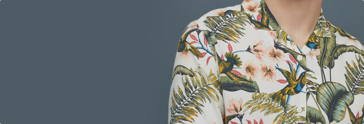 <h4 class="banner-subtitle text-white d-none d-sm-block"><span style="color: rgb(255, 255, 255);">Spring Sale is Coming</span></h4>
                  <h3 class="banner-title text-white"><span style="color: rgb(255, 255, 255);"><strong>Floral T-shirts and Vests</strong><br>Spring Sale</span></h3>